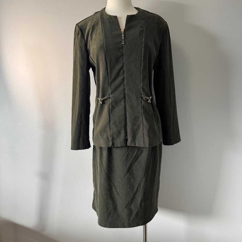 Sag Harbor Vintage Olive Skirt Set